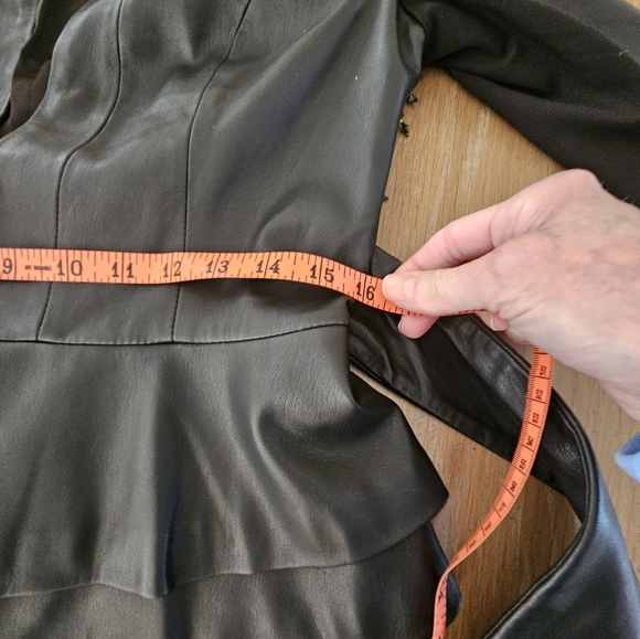 Gorgeous GILI Faux Leather Peplum Jacket - Picture 9 of 10